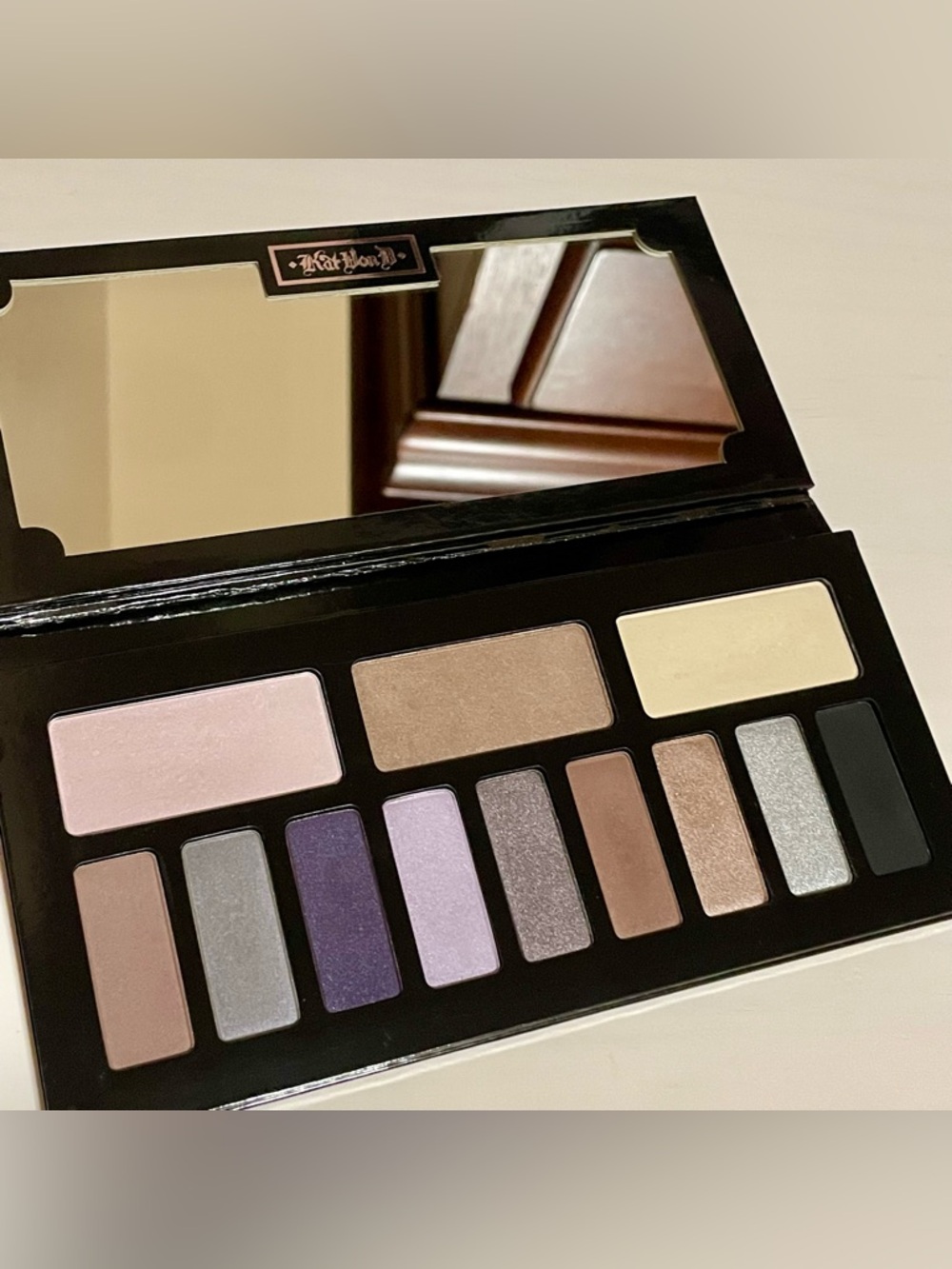 Kat Von D Innerstellar + Alchemist Holographic Eyeshadow Palette Bundle + Brush - Picture 4 of 9